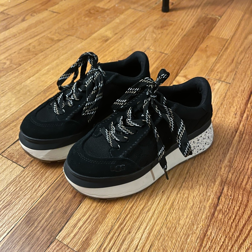 Ugg Australia Marin Logo Embossed Lace-Up Sneaker, Size US 6, Sold out online!